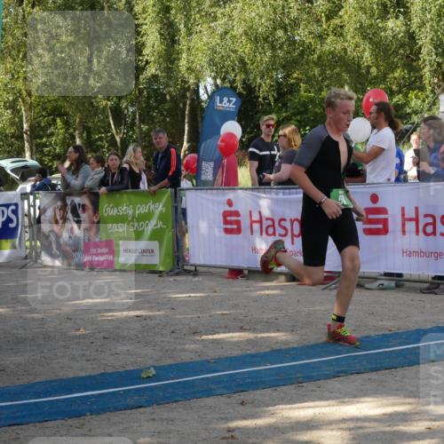 07.09.2025 - 19. Norderstedt Triathlon Zöllner http://msf.ph/oto/8781286 07.09.2025 10:57:38 Ziel 58, 125, 126, 636 meine-sportfotos.de