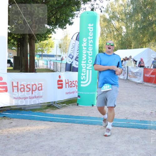 07.09.2025 - 19. Norderstedt Triathlon Zöllner http://msf.ph/oto/8781302 07.09.2025 17:39:19 Ziel 381 meine-sportfotos.de