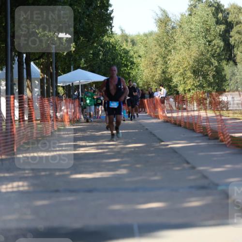 07.09.2025 - 19. Norderstedt Triathlon Michael Strokosch http://msf.ph/oto/8781313 07.09.2025 16:07:06 Laufen  meine-sportfotos.de
