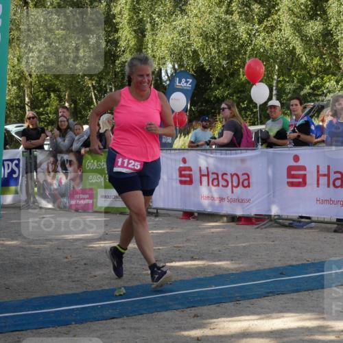 07.09.2025 - 19. Norderstedt Triathlon Zöllner http://msf.ph/oto/8781382 07.09.2025 10:57:50 Ziel 655, 669, 1125 meine-sportfotos.de