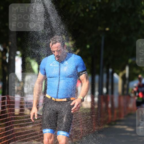 07.09.2025 - 19. Norderstedt Triathlon Michael Strokosch http://msf.ph/oto/8781391 07.09.2025 15:11:20 Laufen 888, 979, 985, 1012 meine-sportfotos.de