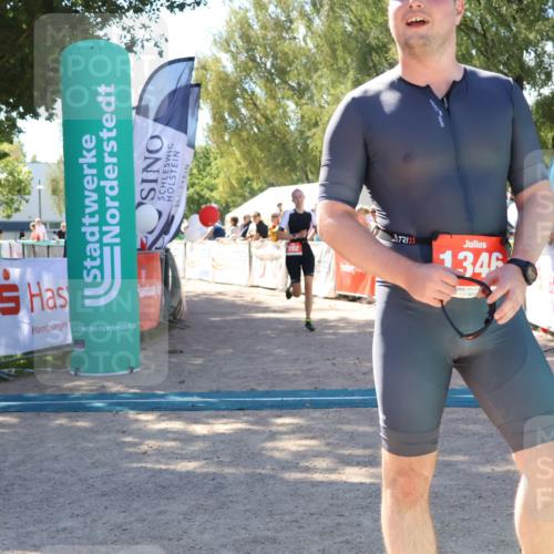 07.09.2025 - 19. Norderstedt Triathlon Zöllner http://msf.ph/oto/8781401 07.09.2025 12:55:35 Ziel 292 meine-sportfotos.de