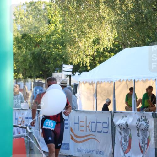 07.09.2025 - 19. Norderstedt Triathlon Zöllner http://msf.ph/oto/8781432 07.09.2025 17:42:54 Ziel 418 meine-sportfotos.de