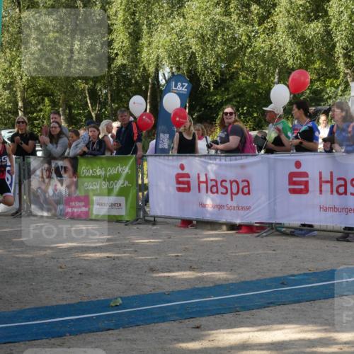 07.09.2025 - 19. Norderstedt Triathlon Zöllner http://msf.ph/oto/8781439 07.09.2025 10:58:02 Ziel 130 meine-sportfotos.de