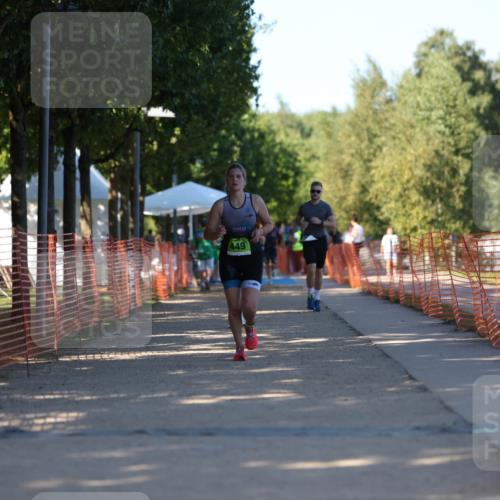 07.09.2025 - 19. Norderstedt Triathlon Michael Strokosch http://msf.ph/oto/8781442 07.09.2025 16:07:31 Laufen 431, 449, 450, 515 meine-sportfotos.de