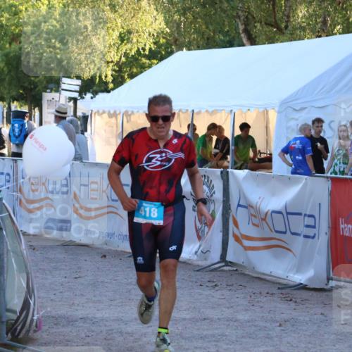 07.09.2025 - 19. Norderstedt Triathlon Zöllner http://msf.ph/oto/8781465 07.09.2025 17:42:56 Ziel 418 meine-sportfotos.de
