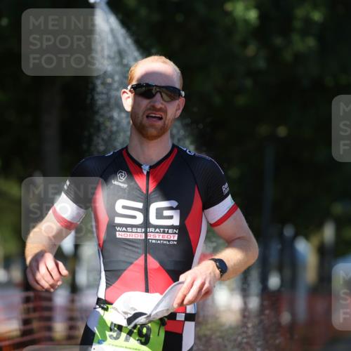 07.09.2025 - 19. Norderstedt Triathlon Michael Strokosch http://msf.ph/oto/8781467 07.09.2025 15:11:26 Laufen 888, 979, 985 meine-sportfotos.de