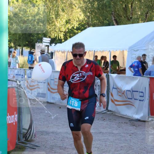 07.09.2025 - 19. Norderstedt Triathlon Zöllner http://msf.ph/oto/8781480 07.09.2025 17:42:57 Ziel 418 meine-sportfotos.de