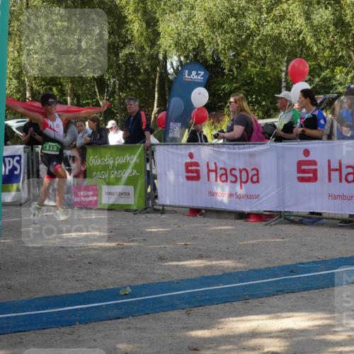 07.09.2025 - 19. Norderstedt Triathlon Zöllner http://msf.ph/oto/8781502 07.09.2025 10:58:15 Ziel 60, 108, 115, 638, 670 meine-sportfotos.de