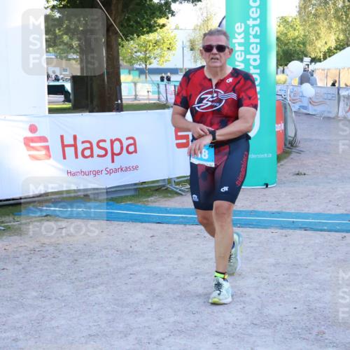 07.09.2025 - 19. Norderstedt Triathlon Zöllner http://msf.ph/oto/8781529 07.09.2025 17:43:00 Ziel 418 meine-sportfotos.de