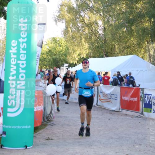 07.09.2025 - 19. Norderstedt Triathlon Zöllner http://msf.ph/oto/8781547 07.09.2025 17:43:44 Ziel 383, 429, 952 meine-sportfotos.de