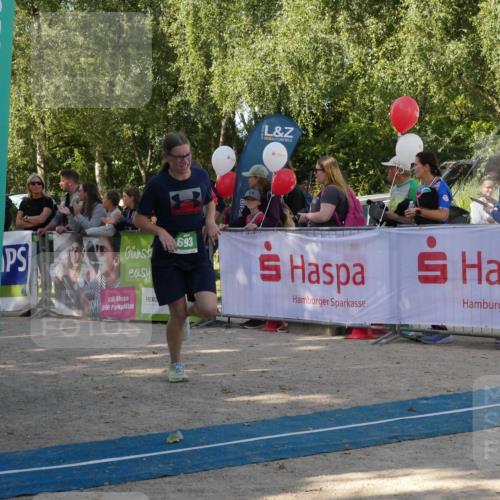 07.09.2025 - 19. Norderstedt Triathlon Zöllner http://msf.ph/oto/8781573 07.09.2025 10:58:34 Ziel 57, 693 meine-sportfotos.de