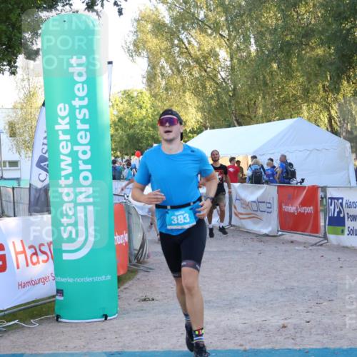 07.09.2025 - 19. Norderstedt Triathlon Zöllner http://msf.ph/oto/8781575 07.09.2025 17:43:45 Ziel 383, 429, 952 meine-sportfotos.de