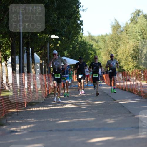 07.09.2025 - 19. Norderstedt Triathlon Michael Strokosch http://msf.ph/oto/8781611 07.09.2025 16:07:55 Laufen 443, 514, 519, 542 meine-sportfotos.de