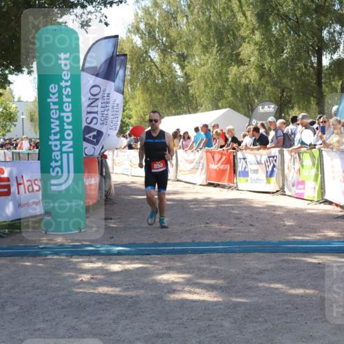 07.09.2025 - 19. Norderstedt Triathlon Zöllner http://msf.ph/oto/8781653 07.09.2025 12:57:19 Ziel 850 meine-sportfotos.de