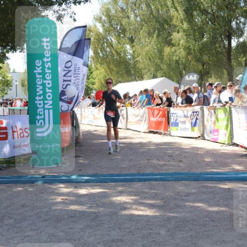 07.09.2025 - 19. Norderstedt Triathlon Zöllner http://msf.ph/oto/8781683 07.09.2025 12:57:24 Ziel 258, 850 meine-sportfotos.de