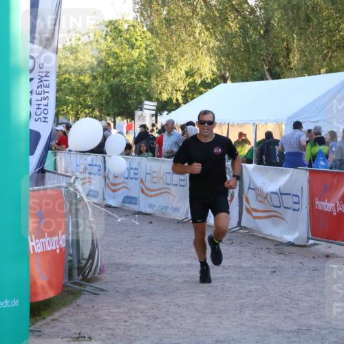 07.09.2025 - 19. Norderstedt Triathlon Zöllner http://msf.ph/oto/8781707 07.09.2025 17:43:53 Ziel 429, 952, 1448 meine-sportfotos.de
