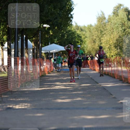 07.09.2025 - 19. Norderstedt Triathlon Michael Strokosch http://msf.ph/oto/8781708 07.09.2025 16:08:25 Laufen 439 meine-sportfotos.de