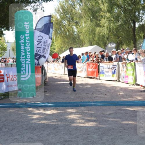 07.09.2025 - 19. Norderstedt Triathlon Zöllner http://msf.ph/oto/8781726 07.09.2025 12:57:38 Ziel 1231 meine-sportfotos.de