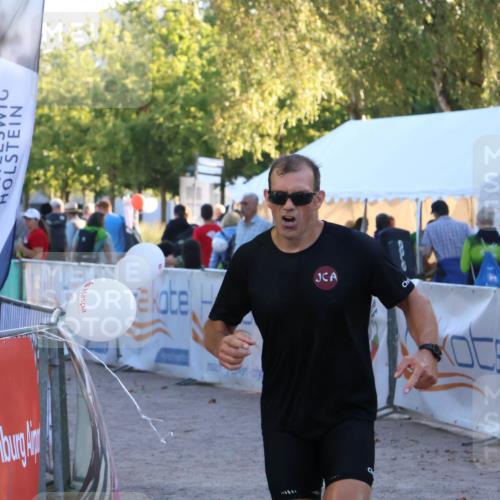 07.09.2025 - 19. Norderstedt Triathlon Zöllner http://msf.ph/oto/8781746 07.09.2025 17:43:54 Ziel 429, 952, 1448 meine-sportfotos.de