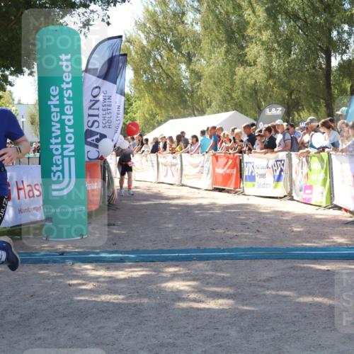 07.09.2025 - 19. Norderstedt Triathlon Zöllner http://msf.ph/oto/8781757 07.09.2025 12:57:40 Ziel 259, 1231 meine-sportfotos.de