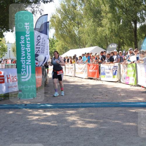 07.09.2025 - 19. Norderstedt Triathlon Zöllner http://msf.ph/oto/8781788 07.09.2025 12:57:43 Ziel 259, 1231 meine-sportfotos.de