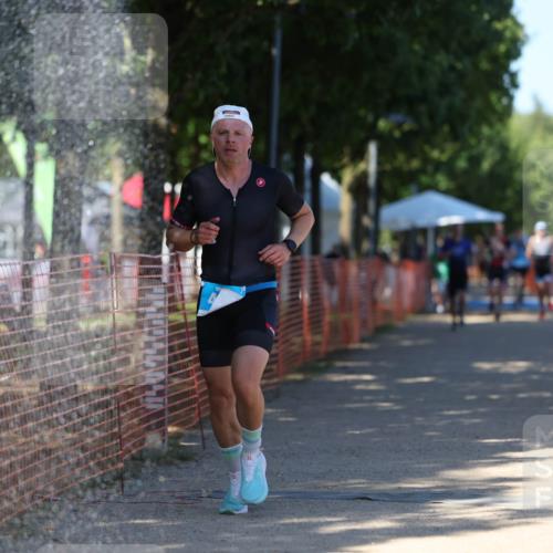 07.09.2025 - 19. Norderstedt Triathlon Michael Strokosch http://msf.ph/oto/8781795 07.09.2025 15:12:40 Laufen 411 meine-sportfotos.de
