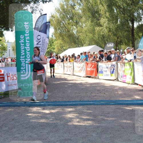 07.09.2025 - 19. Norderstedt Triathlon Zöllner http://msf.ph/oto/8781804 07.09.2025 12:57:44 Ziel 259, 898, 1231 meine-sportfotos.de
