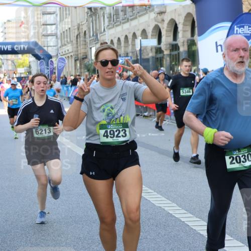07.09.2025 - BARMER Alsterlauf Strokosch-Dieckow http://msf.ph/oto/8781809 07.09.2025 10:05:32 Ziel 2064, 2399, 2435, 2773, 3015, 3573, 3574, 3839, 3991, 4028, 4310, 4355, 4401, 4465, 4729, 4777, 4806, 5061, 5105, 5424, 5431, 5432, 5616, 5728, 5752, 5787, 5788, 5811, 6327, 8023, 8045, 8064, 8184, 8185, 8190, 8259, 8327, 8332, 8333, 8445, 8446, 8484, 8485 meine-sportfotos.de