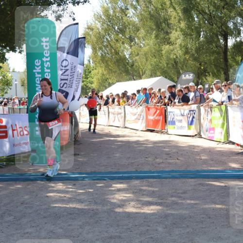 07.09.2025 - 19. Norderstedt Triathlon Zöllner http://msf.ph/oto/8781811 07.09.2025 12:57:44 Ziel 259, 898, 1231 meine-sportfotos.de