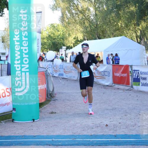 07.09.2025 - 19. Norderstedt Triathlon Zöllner http://msf.ph/oto/8781823 07.09.2025 17:44:06 Ziel 372 meine-sportfotos.de