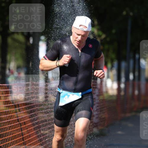 07.09.2025 - 19. Norderstedt Triathlon Michael Strokosch http://msf.ph/oto/8781824 07.09.2025 15:12:41 Laufen 411 meine-sportfotos.de