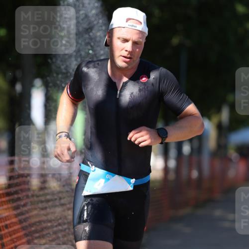 07.09.2025 - 19. Norderstedt Triathlon Michael Strokosch http://msf.ph/oto/8781838 07.09.2025 15:12:42 Laufen 411 meine-sportfotos.de