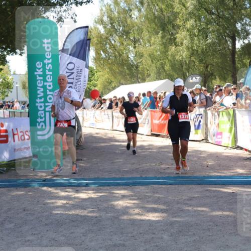 07.09.2025 - 19. Norderstedt Triathlon Zöllner http://msf.ph/oto/8781889 07.09.2025 12:57:56 Ziel 1309, 1361, 1379 meine-sportfotos.de