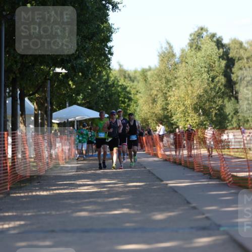 07.09.2025 - 19. Norderstedt Triathlon Michael Strokosch http://msf.ph/oto/8781900 07.09.2025 16:08:50 Laufen 534, 544, 949 meine-sportfotos.de