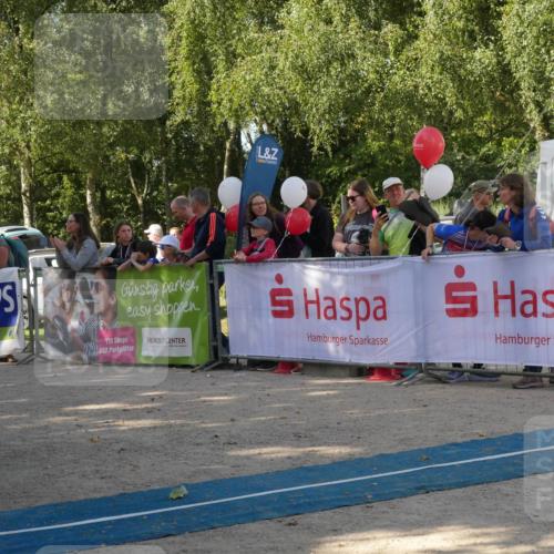 07.09.2025 - 19. Norderstedt Triathlon Zöllner http://msf.ph/oto/8781909 07.09.2025 11:00:23 Ziel 681, 683, 691 meine-sportfotos.de