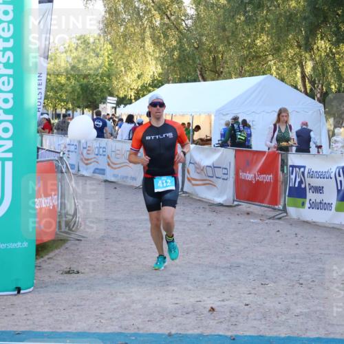 07.09.2025 - 19. Norderstedt Triathlon Zöllner http://msf.ph/oto/8781913 07.09.2025 17:44:26 Ziel 412 meine-sportfotos.de