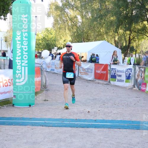 07.09.2025 - 19. Norderstedt Triathlon Zöllner http://msf.ph/oto/8781927 07.09.2025 17:44:27 Ziel 412 meine-sportfotos.de
