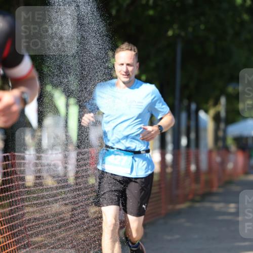 07.09.2025 - 19. Norderstedt Triathlon Michael Strokosch http://msf.ph/oto/8781944 07.09.2025 15:12:54 Laufen 427, 978, 988 meine-sportfotos.de