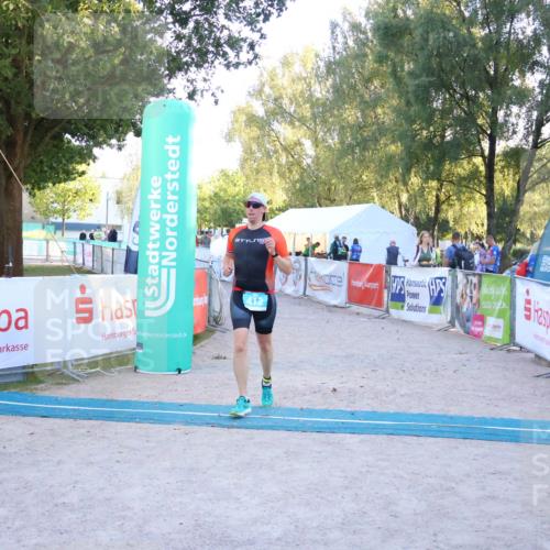 07.09.2025 - 19. Norderstedt Triathlon Zöllner http://msf.ph/oto/8781945 07.09.2025 17:44:27 Ziel 412 meine-sportfotos.de