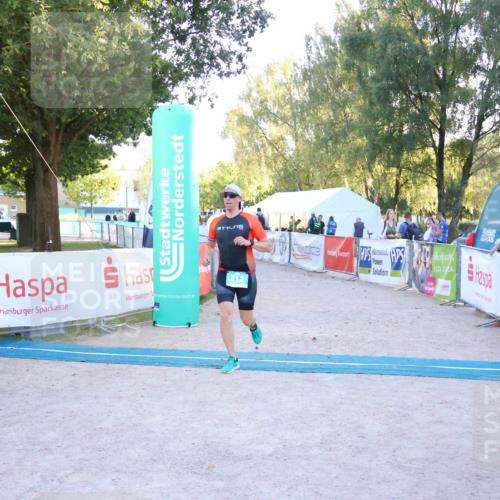 07.09.2025 - 19. Norderstedt Triathlon Zöllner http://msf.ph/oto/8781949 07.09.2025 17:44:28 Ziel 412 meine-sportfotos.de