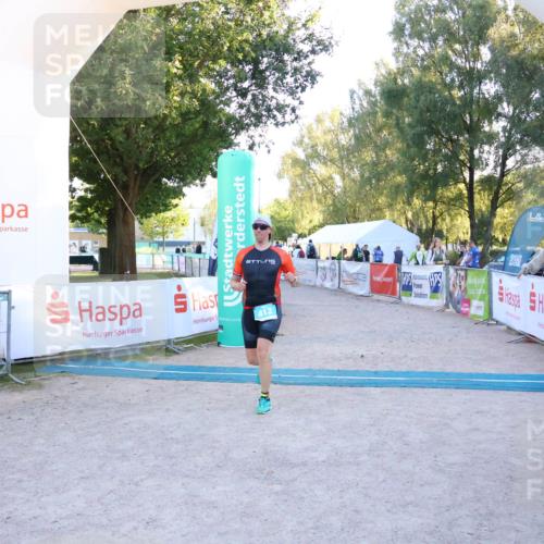 07.09.2025 - 19. Norderstedt Triathlon Zöllner http://msf.ph/oto/8781962 07.09.2025 17:44:28 Ziel 412 meine-sportfotos.de