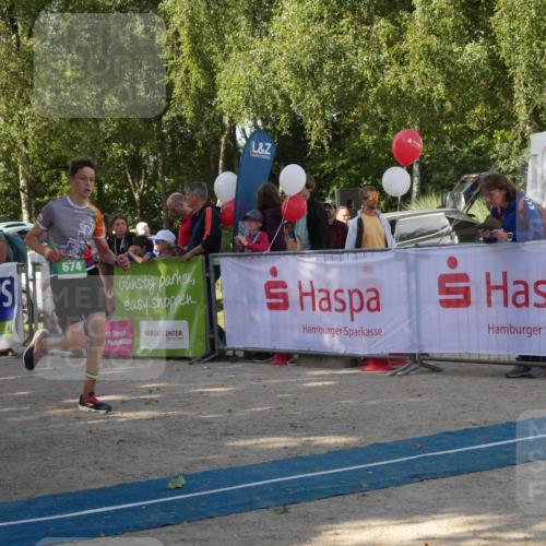 07.09.2025 - 19. Norderstedt Triathlon Zöllner http://msf.ph/oto/8781970 07.09.2025 11:00:29 Ziel 91, 674, 683 meine-sportfotos.de