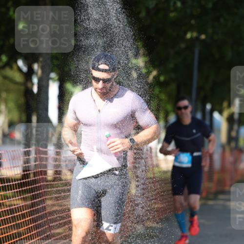 07.09.2025 - 19. Norderstedt Triathlon Michael Strokosch http://msf.ph/oto/8781978 07.09.2025 15:13:04 Laufen 369, 872 meine-sportfotos.de