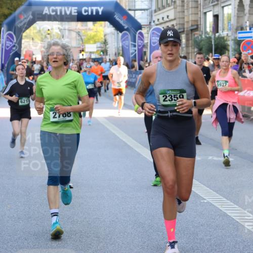 07.09.2025 - BARMER Alsterlauf Strokosch-Dieckow http://msf.ph/oto/8781983 07.09.2025 10:05:28 Ziel 2064, 2102, 2399, 2435, 2773, 3015, 3019, 3256, 3279, 3573, 3574, 3645, 3839, 3991, 4028, 4092, 4310, 4371, 4465, 4729, 4777, 4806, 5061, 5229, 5424, 5616, 5752, 5787, 5788, 5811, 6148, 6245, 6327, 8045, 8184, 8185, 8190, 8259, 8327, 8445, 8446, 8484, 8485 meine-sportfotos.de