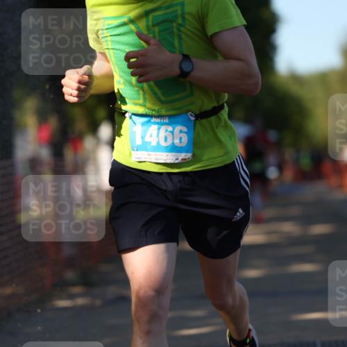 07.09.2025 - 19. Norderstedt Triathlon Michael Strokosch http://msf.ph/oto/8781992 07.09.2025 16:09:01 Laufen 507, 534, 544 meine-sportfotos.de