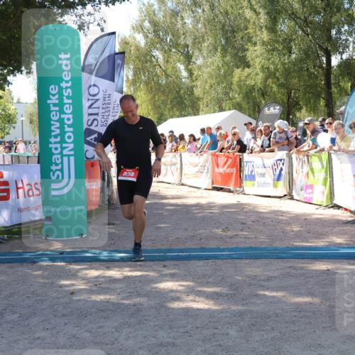 07.09.2025 - 19. Norderstedt Triathlon Zöllner http://msf.ph/oto/8781999 07.09.2025 12:58:31 Ziel 835 meine-sportfotos.de