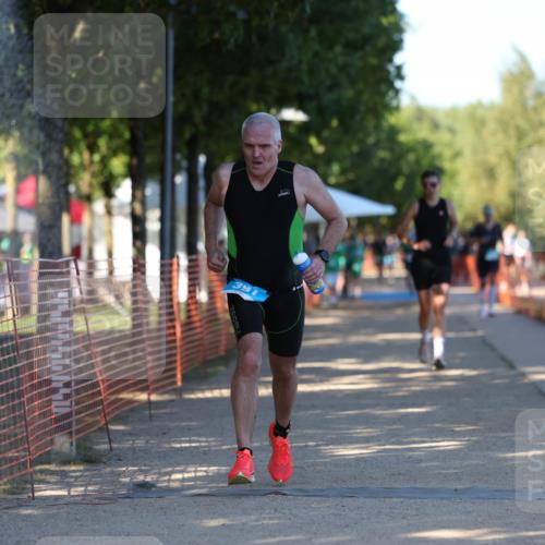 07.09.2025 - 19. Norderstedt Triathlon Michael Strokosch http://msf.ph/oto/8782054 07.09.2025 16:09:24 Laufen 1453 meine-sportfotos.de