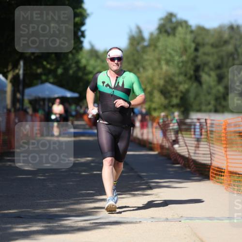 07.09.2025 - 19. Norderstedt Triathlon Michael Strokosch http://msf.ph/oto/8782057 07.09.2025 15:13:18 Laufen 1034, 1406, 1501 meine-sportfotos.de