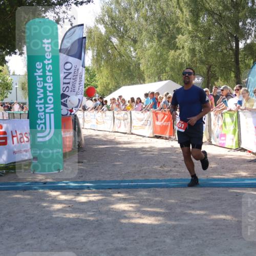 07.09.2025 - 19. Norderstedt Triathlon Zöllner http://msf.ph/oto/8782063 07.09.2025 12:58:50 Ziel 227, 251 meine-sportfotos.de
